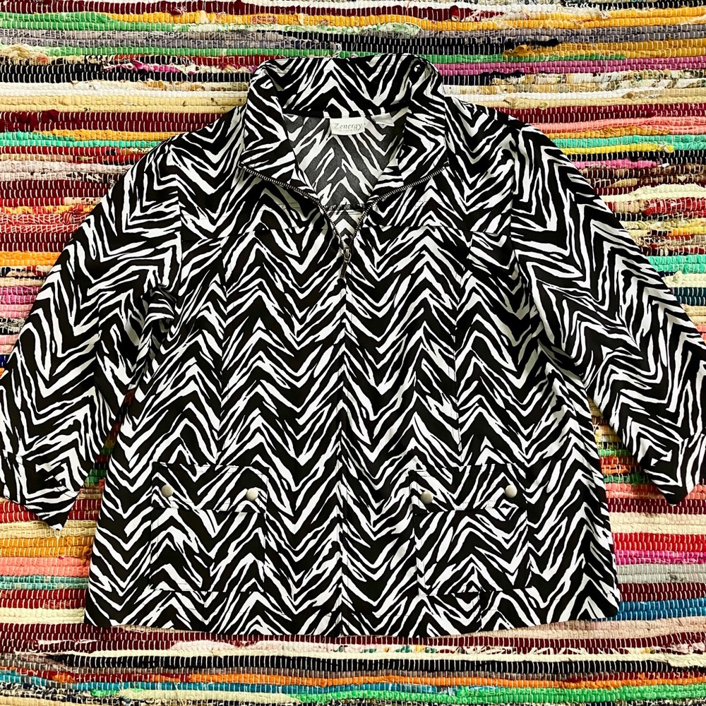 Zenergy by Chico's ~ Zebra print zip up jacket
